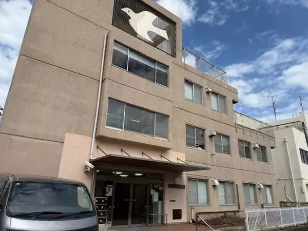 オートバイ用品の企画・製造・販売を行う株式会社サイン・ハウスが 就労継続支援事業所に限定製品の製作を依頼