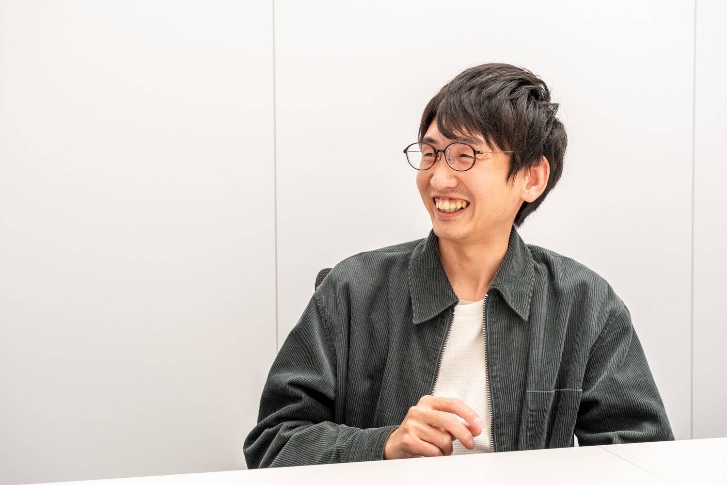 「データ爆発時代」を乗り越える、次世代ミッドレンジストレージ。若手開発担当者が語る、高効率なデータ圧縮を実現した「VSP One 2U Block Appliance」誕生の裏側。