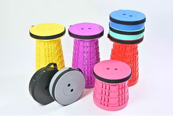 【さくらフォレスト株式会社】万博でも大ヒット、Amazonランキング1位の携帯スツール『Panus折りたたみ椅子』が11/24～Amazonブラックフライデー対象商品として登場