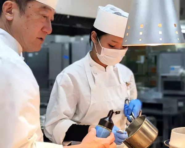 「基本を極め、革新を生み出す総料理長が語るロイヤルホテルの食の真髄」の画像