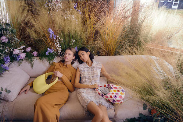 Charles Keith 大阪天王寺ミオ店 を3月28日 月 名古屋ゲートウォーク店 を3月31日 木 にオープン 22年3月22日 エキサイトニュース