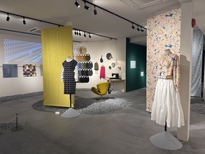 “tambourine”と最新コレクションからたどる、受け継がれるデザイン　VISON『mina perhonen museum』の展示がリニューアル