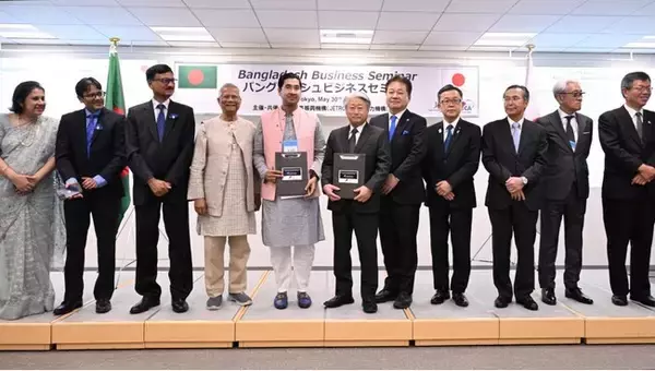 ユヌス首席顧問立ち会いのもと、バングラデシュ現地ベンチャー企業「CCL」に2,000万ドル投資に関する覚書（MOU）を締結