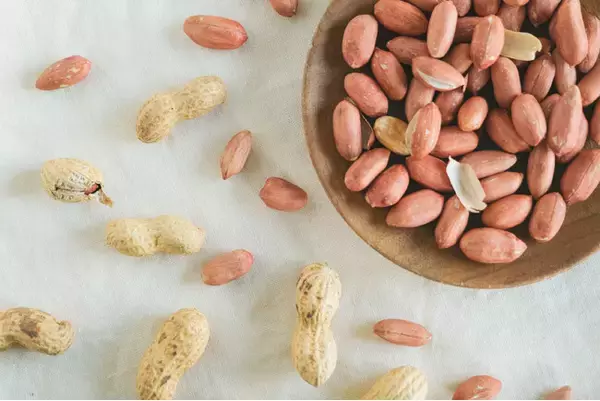 1年でいちばん美味しい瞬間を閉じ込めた『2025年の新豆をお届け！千葉県産早生種落花生』をスナックミーオンラインストアで期間限定発売