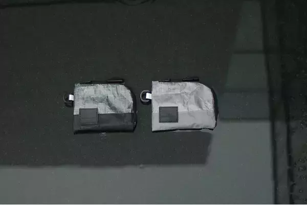 圧倒的な強度と軽さ。超高性能防水素材を使用した「DCF HYBRID ミニウォレット」が「SA-CHE」から発売！