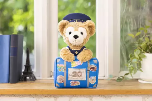 ダッフィー＆フレンズ20周年記念　ダッフィーとの思い出を振り返ることができる20周年の歴史がつまったスペシャルグッズが登場！