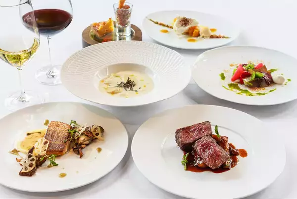 【ハイアット リージェンシー 箱根 リゾート＆スパ】温もりに包まれる、箱根の我が家の“ダイニングルーム - フレンチ”に冬限定メニュー「Winter’s Hearth」が登場