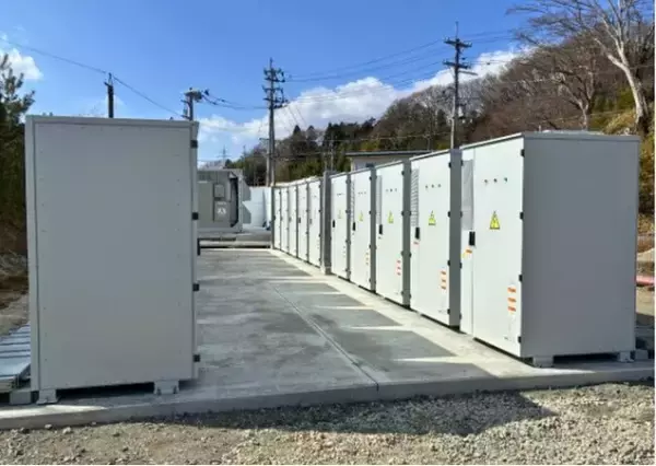 「【日本蓄電池株式会社】福島県白河市金勝寺にて系統用蓄電施設　「NC白河市金勝寺蓄電所」受電開始」の画像