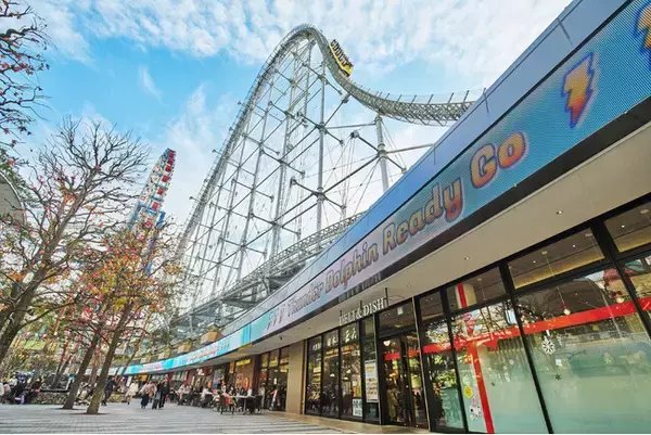 「東京ドームシティ ラクーアエリアに全長100ｍのスーパーリボンビジョンを設置　2023年12月22日（金）より稼働開始」の画像