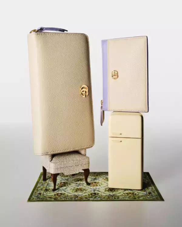 「12月のラッキーデーを祝う　スモールレザーグッズの日本限定セレクションが登場」の画像