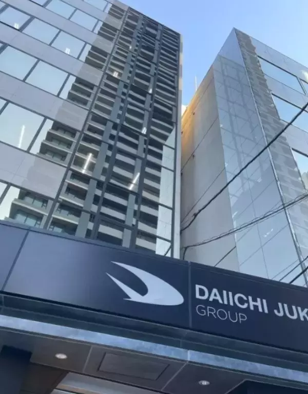 「賃貸管理サービスから始まったレトルトカレー商品化　フィギュアスケーター友野一希選手監修　健康とおいしさを両立させた『TOMONO CURRY』 誕生の裏側」の画像