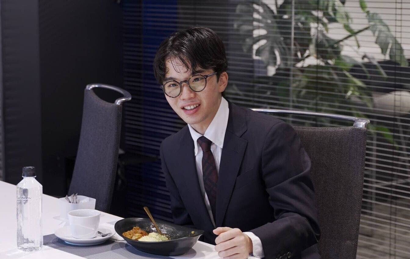 賃貸管理サービスから始まったレトルトカレー商品化　フィギュアスケーター友野一希選手監修　健康とおいしさを両立させた『TOMONO CURRY』 誕生の裏側