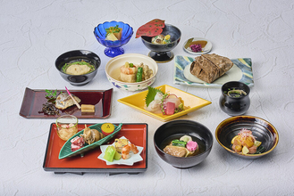能登の海幸と加賀郷土料理「治部煮」を、もっと身近に、もっと粋に。秋の和会席「堀川 HORIKAWA」9月1日(火)より提供開始。