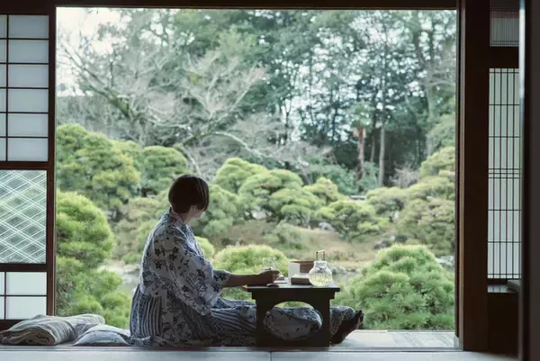 わたしだけの書斎で寛ぐ。文化財“独り占め”プラン、期間限定販売