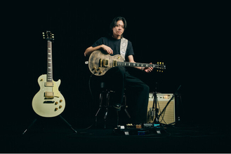 名器レスポールの魅力を紐解く『RIFF n' VOICES of Les Paul Lovers』待望の第二弾！