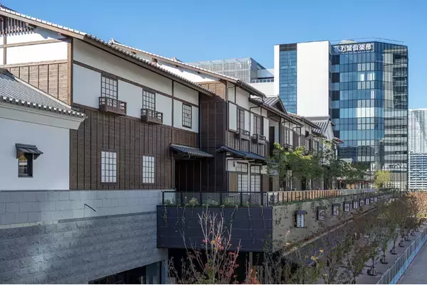 東京豊洲 万葉倶楽部および豊洲 千客万来で多言語映像通訳サービス「みえる通訳」を導入