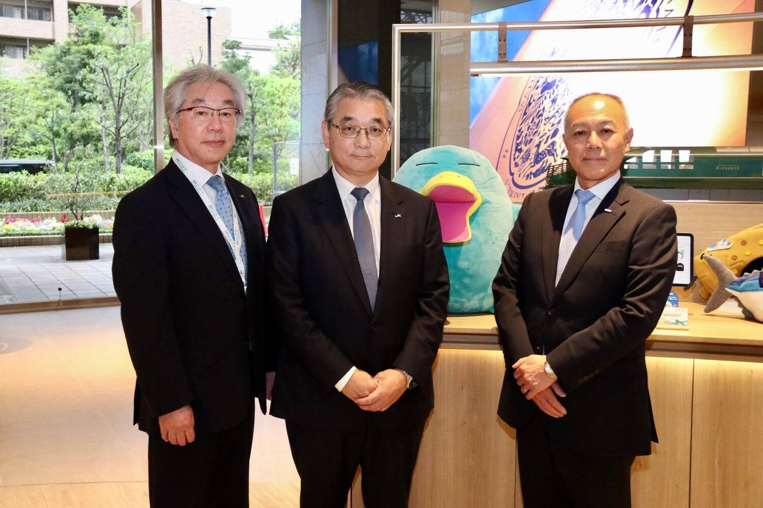 【トップ対談】JR西日本 × ＵＡＣＪ　安全を起点に現場DXで産業の未来を共創する～業界の垣根を超えた連携が生み出す新しい価値～