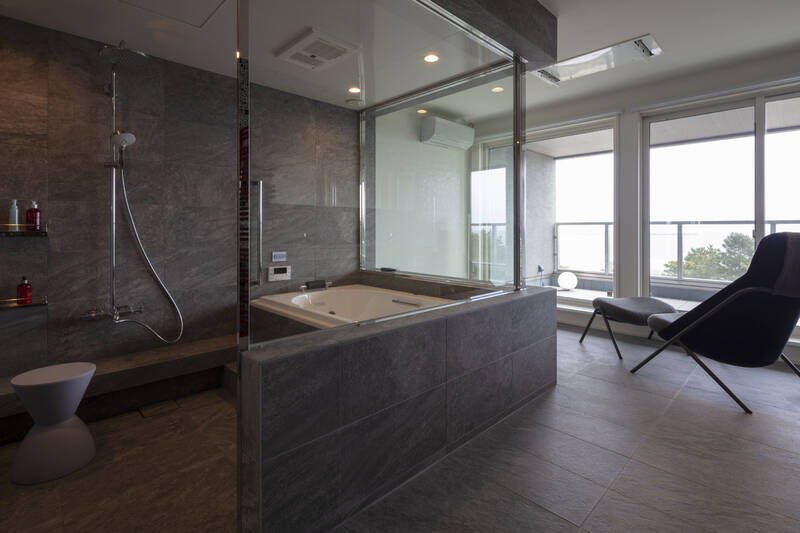 リゾートのような自宅で旅行気分を満喫　家族が楽しみながら「つながる」暮らしを