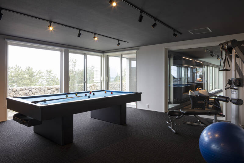 リゾートのような自宅で旅行気分を満喫　家族が楽しみながら「つながる」暮らしを