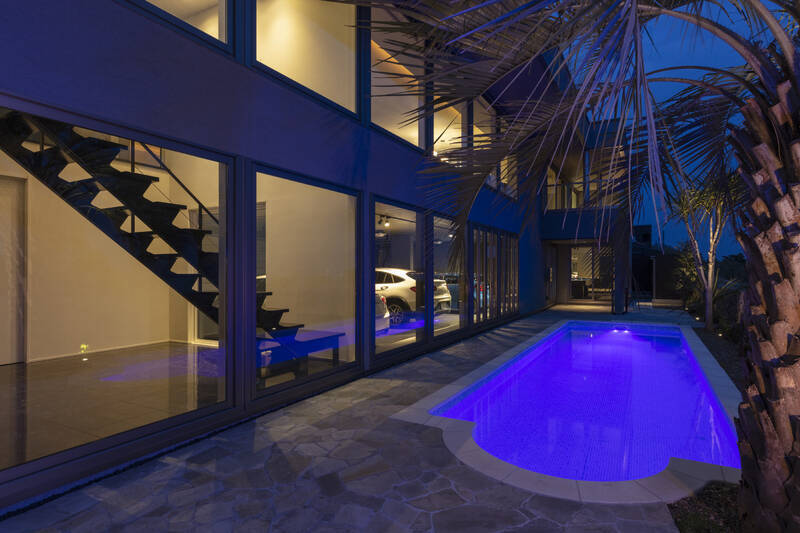 リゾートのような自宅で旅行気分を満喫　家族が楽しみながら「つながる」暮らしを