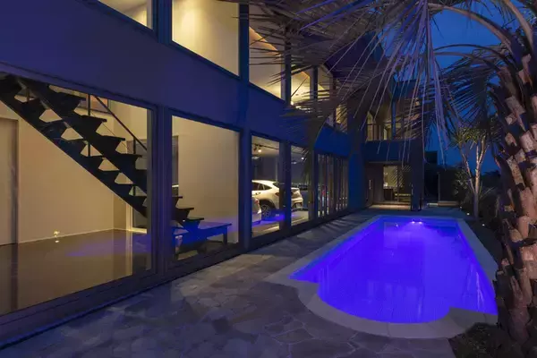 「リゾートのような自宅で旅行気分を満喫　家族が楽しみながら「つながる」暮らしを」の画像