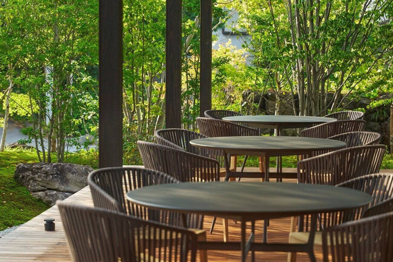 住宅のプロが、レストランに挑んだ日 ―― 建築デザイン部が初めて向き合った「体験の場をつくる仕事」