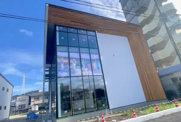 株式会社建匠の新社屋にウィンドウビジョンを導入しました。