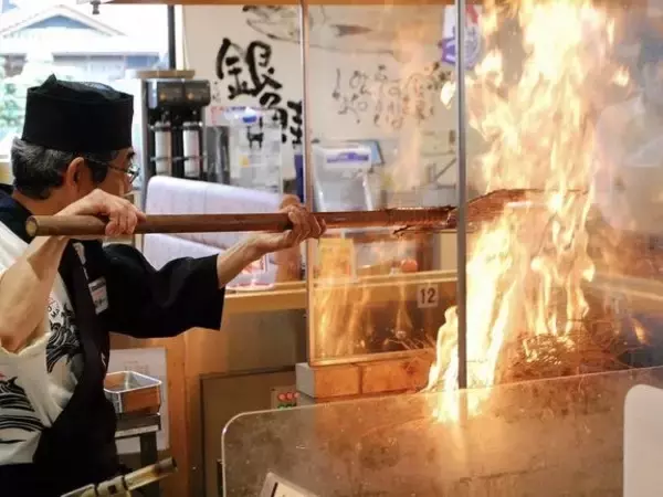 藁焼きショー・マグロ解体ショーが人気のご当地回転寿司「魚魚丸」が名古屋市内に新店舗「緑区神の倉店」を12月24日(土)にオープン！