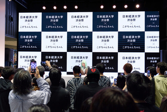 TikTok発・SNS総フォロワー108万人のこがちゃんちゃん、アーティストとして本格始動！1stシングル「グラン・レジダンス・インターネット」発表会見をレポート