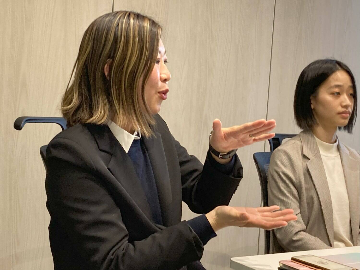 単なる食塩不使用ではない『全世代型ポテトチップス』へ。“食塩不使用なのに塩味”を実現する、5種類のだし素材が決め手。「湖池屋プライドポテト GOLD STYLE 食塩不使用」がリニューアルした理由。