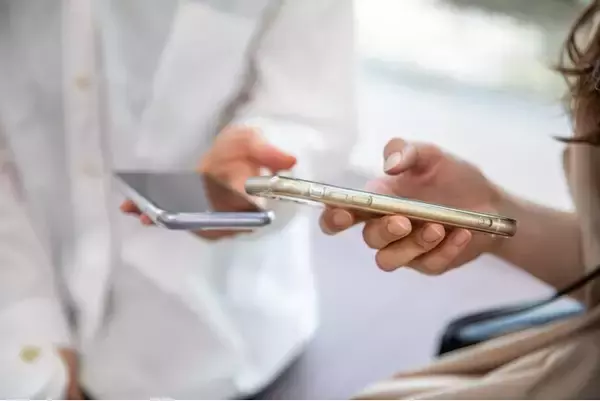 「LINE交換したくない人」女性200人に調査。50%の人が選んだ1位の相手とその理由は？教えてしまった場合は「すぐに返信しない」が最多