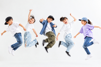 4～11歳のヒップホップダンス実施人口は推計52万人。女子の年1回以上実施率は12.3％と過去最高水準