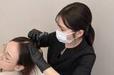 「頭皮アートメイク専門の看護師 月乃なつ。自身の経験を元に、薄毛・抜け毛に悩む人のために頭皮アートメイクに特化したクリニック「One Beauty Clinic」を、20代で設立した思い」の画像2