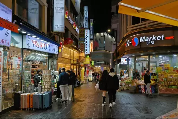 アゴダ、日本人の「単身旅行」トレンドを発表