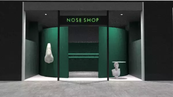 ニッチフレグランス専門店「NOSE SHOP」の新店舗がグランフロント大阪に3/9（月）オープン。「香りのジャンル」を軸に並ぶ、360°の円形カウンター。あなたの鼻だけを頼りに選ぶ、新しい香水体験
