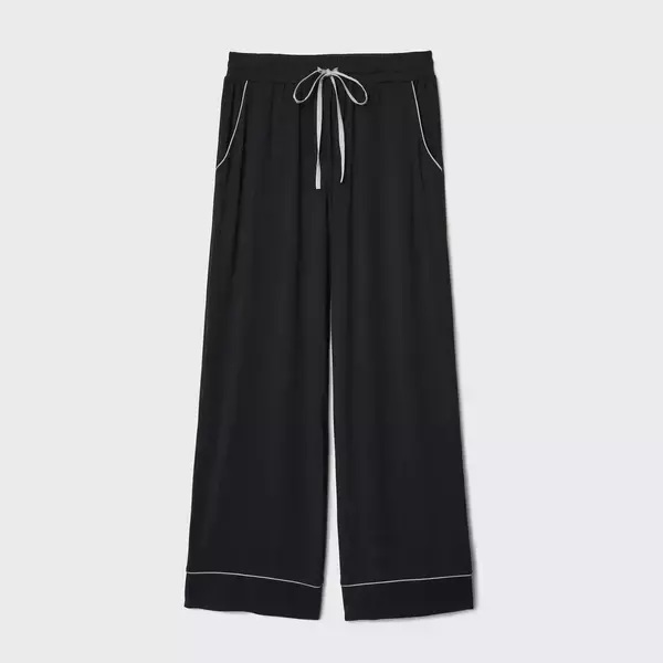「長谷川京子がプロデュースする“ナイトウェア”｜ランジェリーブランド「ESS by」新コレクション」の画像