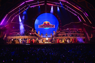 世界を熱狂させた『Red Bull Symphonic』が日本初上陸！トップアーティスト×オーケストラによるジャンルを超えた音楽体験が開催