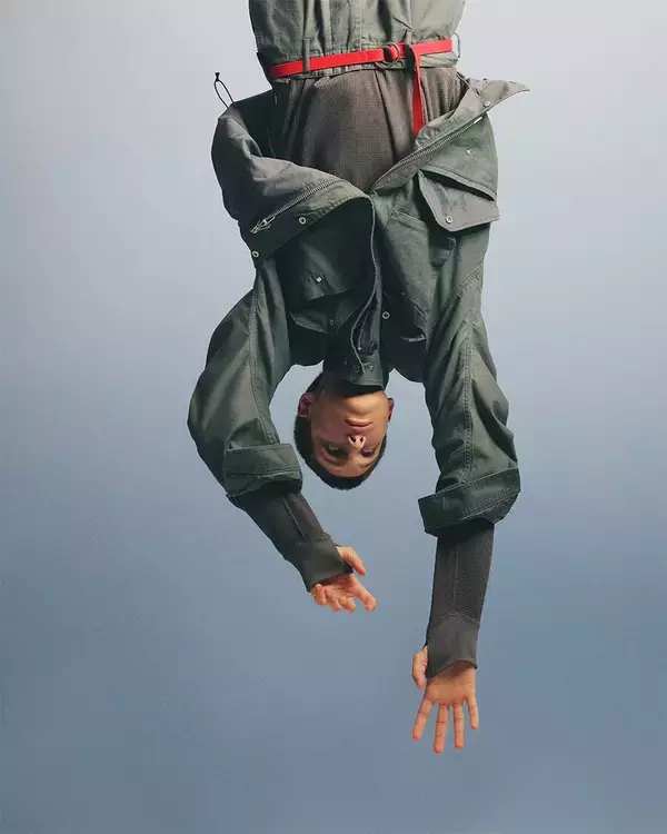 「〈nonnative〉と〈Mizuno〉によるWAVE MUJIN TL MID GTXがオールブラック仕様で再登場」の画像