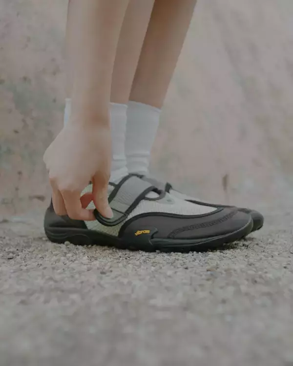「「TOKYO DESIGN STUDIO New Balance」からMinimusシリーズの最新進化モデル MT2が登場」の画像