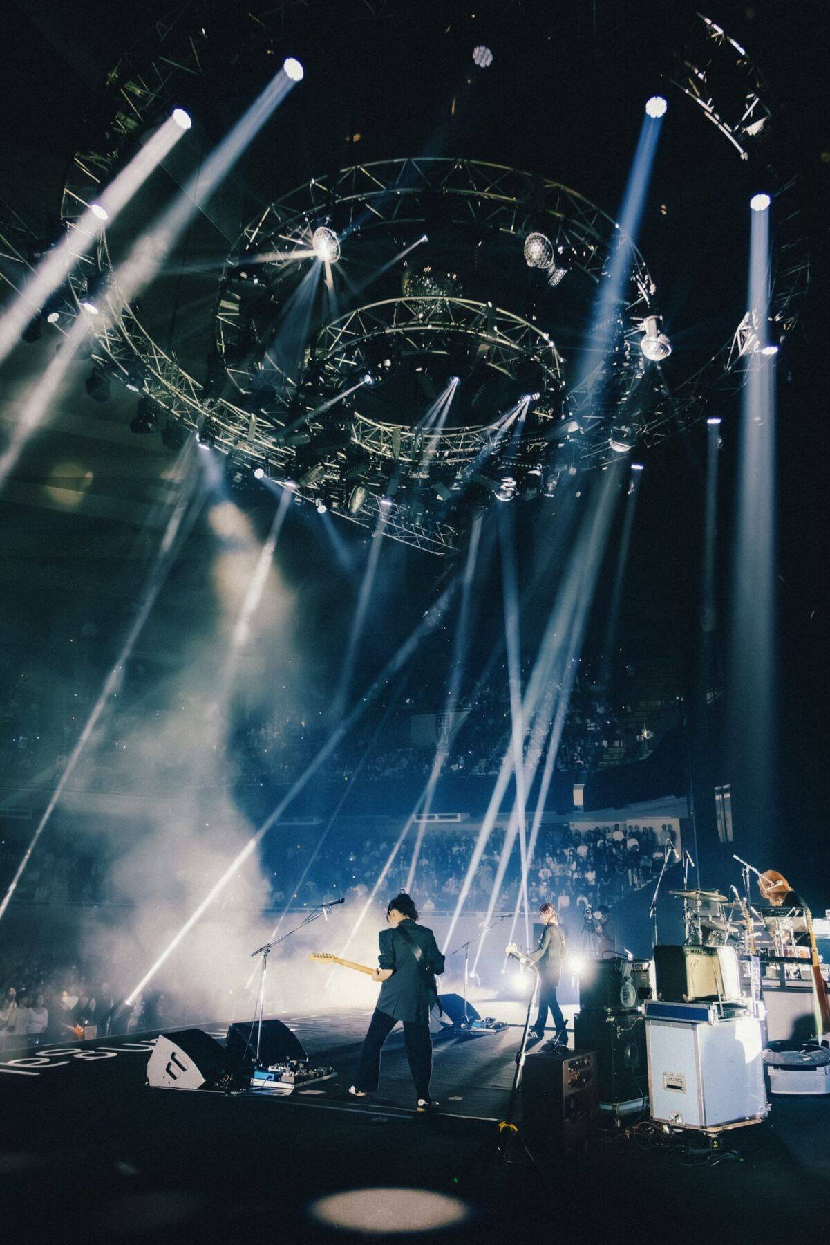 アジアを巡った旅の終着点、そして始まり — 羊文学 日本武道館ライブレポート