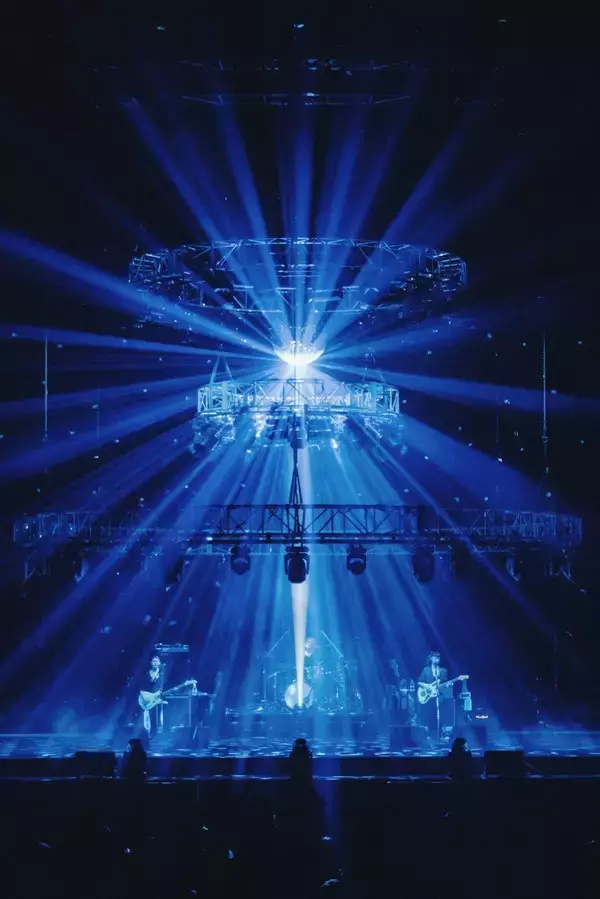 「アジアを巡った旅の終着点、そして始まり — 羊文学 日本武道館ライブレポート」の画像