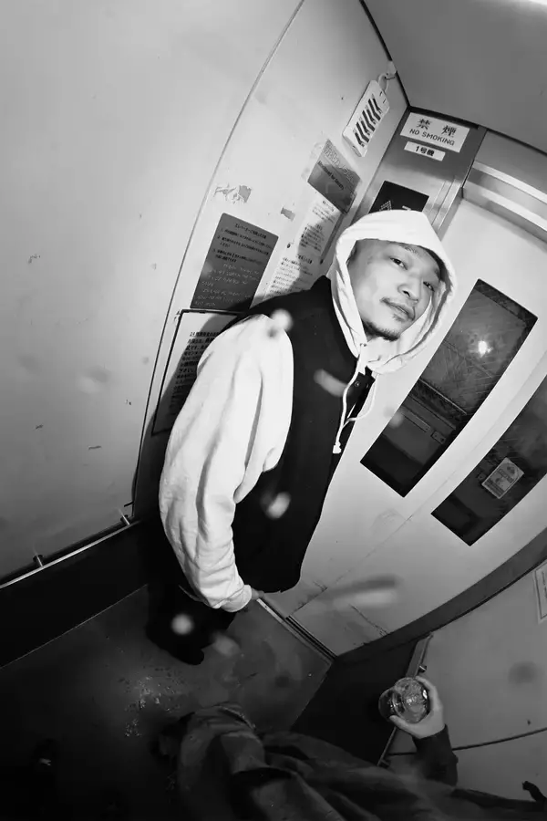 「黒と銀──JASS（Tha Jointz）、インタビュー」の画像