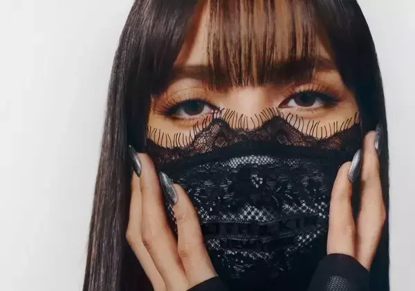 BLACKPINKのLISAが〈Kith Women〉2026年春コレクションのゲストデザイナーに