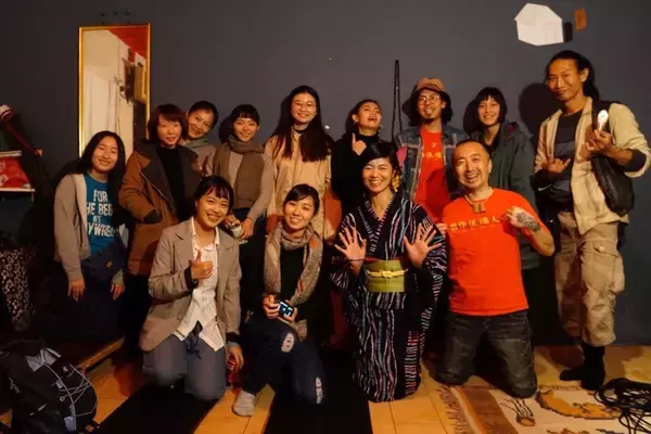 「「台湾、アイヌ文化と自分をつなぐ『門』のような存在」━━トンコリ奏者 Bie Suo インタビュー」の画像