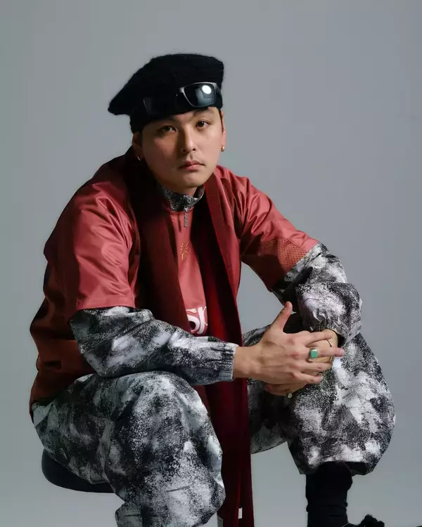 「〈Diaspora skateboards〉が設立15周年を記念してCreativeDrugStoreと再タッグを組んだコレクションを発売」の画像