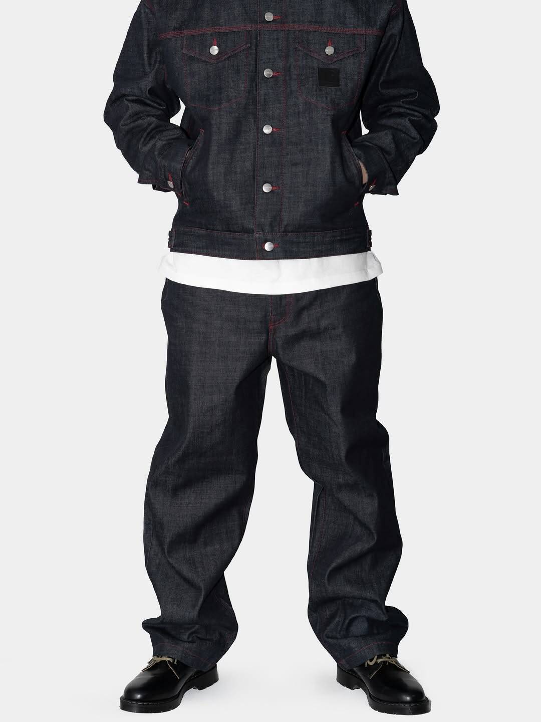 〈Carhartt WIP〉が新年の幕開けを祝してリジッドデニムのジャケットとパンツを発売
