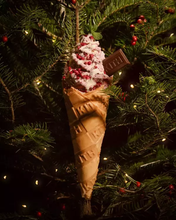 「Kith Treatsからホリデーシーズンの定番フレーバー ペパーミントに着想を得た新作コレクションが登場」の画像