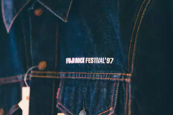 「既視感と共感を呼び起こす、 GAN-BAN25周年のフジロック展レポート」の画像