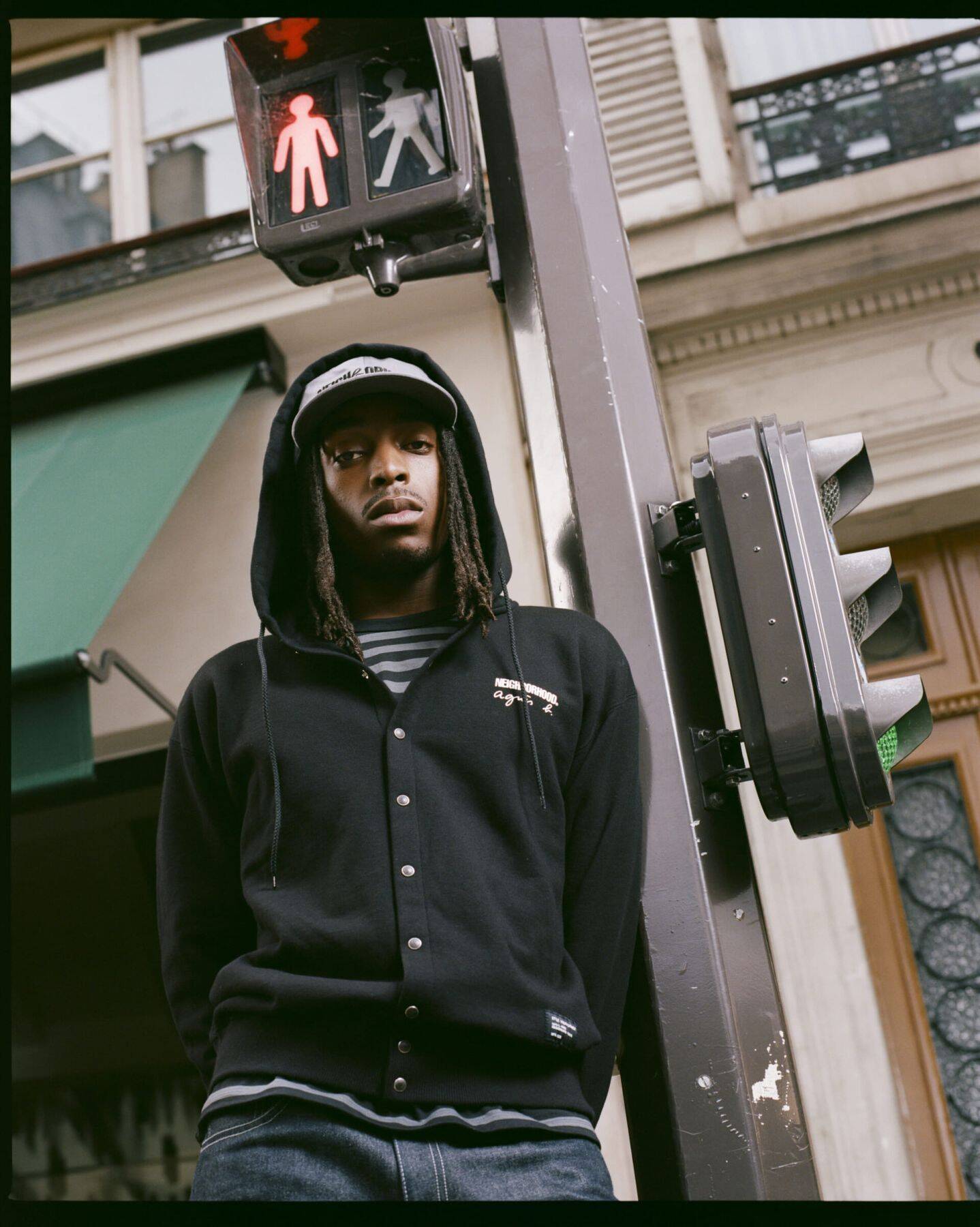 〈agnès b.〉が〈NEIGHBORHOOD®〉とのコラボレーション第1弾を発売