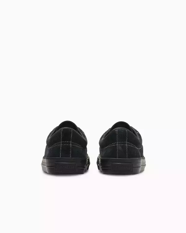 「〈CONVERSE SKATEBOARDING〉と東京拠点のスケートクルー  Heel Collectiveがコラボモデルを発売」の画像